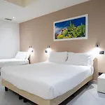 Hotell 4