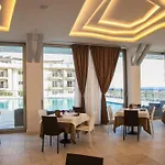 Otel 4