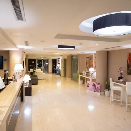 4 Hotell Cannizzaro